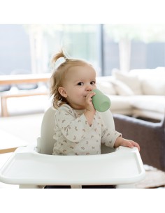 Mini cup con tapa y pajita de silicona, salvia. Ezpz(120ml) 2