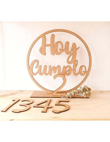Corona "Hoy cumplo...". Marval