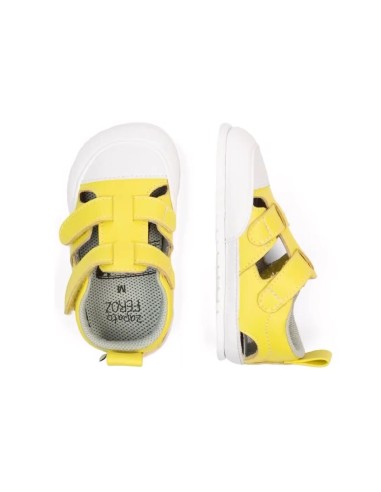Javea amarillo, microfibra. Zapato Feroz SS23.