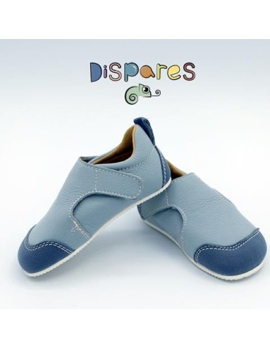 Zapato YANIS safira piel. Dispares