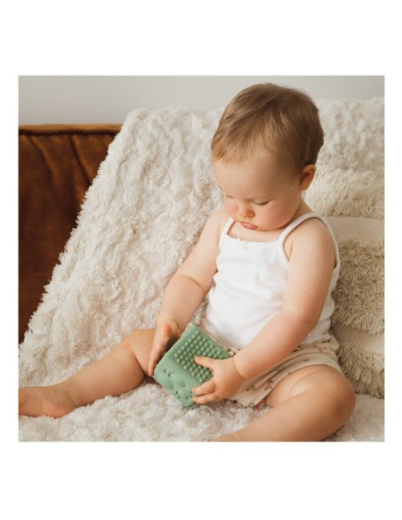 Cubo de texturas. Sophie la girafe