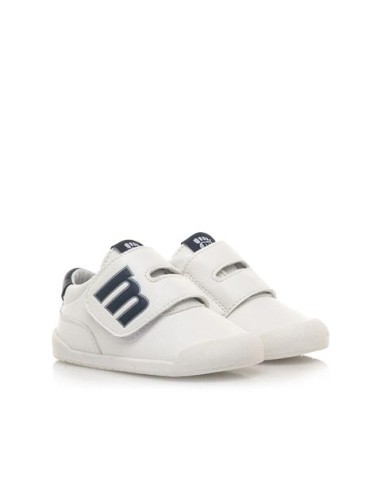 Deportiva Mustang free, blanco-azul.