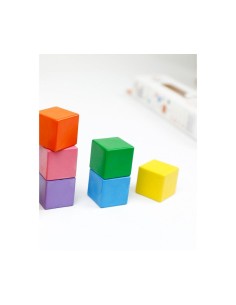 Crayones cubo- colores arcoiris. Haku Yoka 2